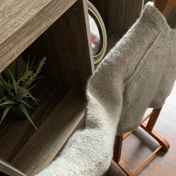 Elie Tahari - Picture 5 of 5